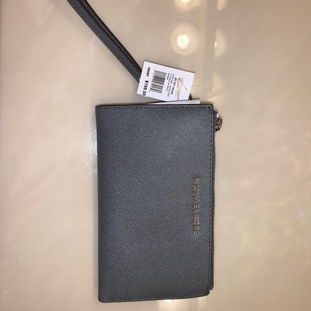 Michael Kors Jet Set Travel double zip wristlet